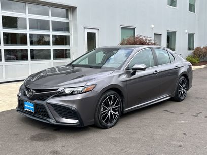 Used 2022 Toyota Camry SE w/ Convenience Package