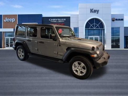 Used 2020 Jeep Wrangler Unlimited Sport S image 10