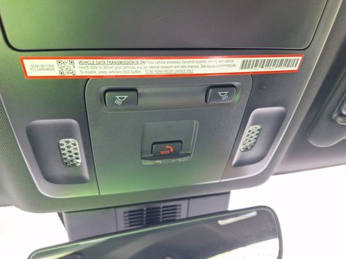 Used 2025 Toyota Camry SE w/ Convenience Package image 28