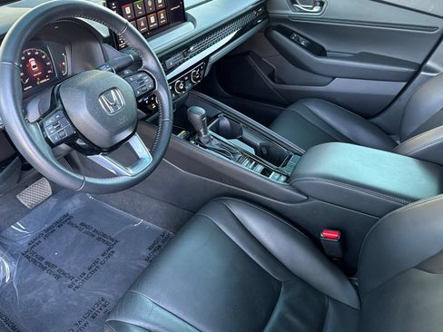 Used 2024 Honda Accord Touring image 10