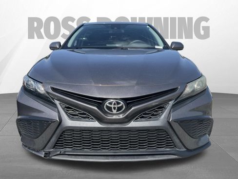 Used 2021 Toyota Camry SE FWD image 2