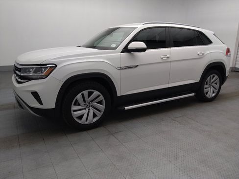 Used 2021 Volkswagen Atlas Cross Sport SE AWD/4WD image 2