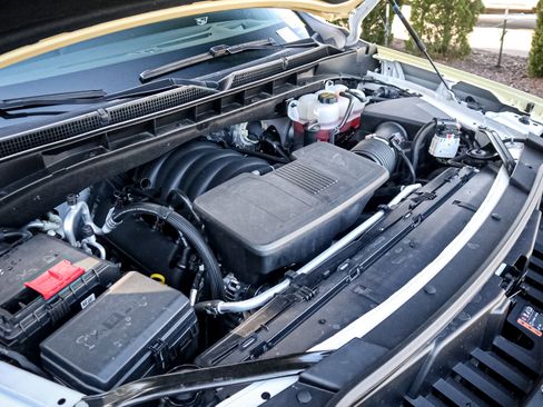 Used 2024 Cadillac Escalade Premium Luxury image 35