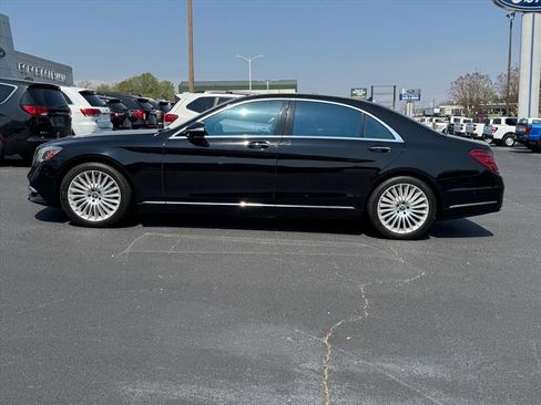 Used 2018 Mercedes-Benz S 560 Sedan image 7