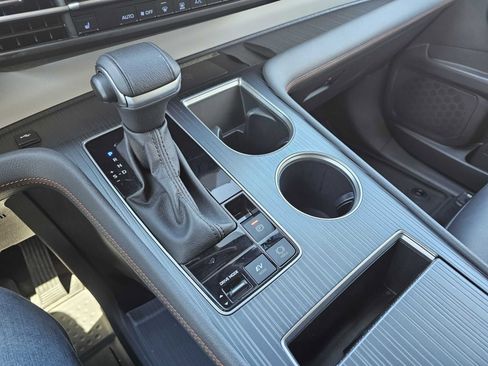 Used 2023 Toyota Sienna XSE w/ XSE Plus Package image 20