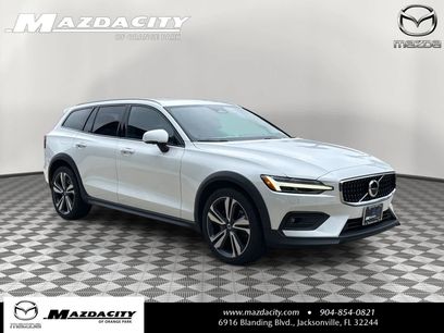 Used 2023 Volvo V60 B5 Cross Country Plus