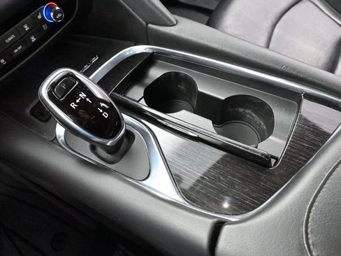 Used 2019 Buick Enclave Avenir w/ Avenir Technology Package image 27