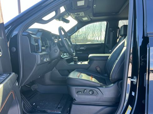 Used 2024 GMC Sierra 1500 AT4 w/ Technology Package image 22