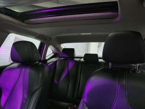 Used 2023 Acura TLX w/ Technology Package image 15