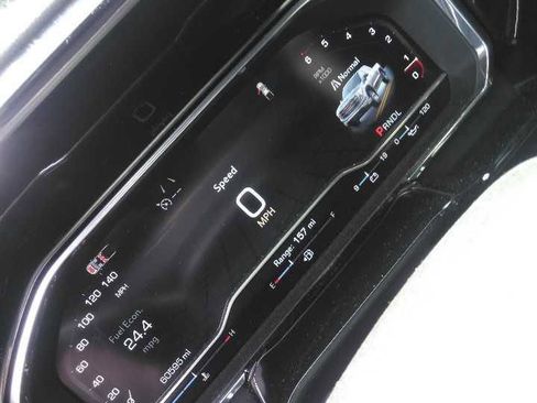 Used 2025 GMC Sierra 1500 SLT RWD image 7