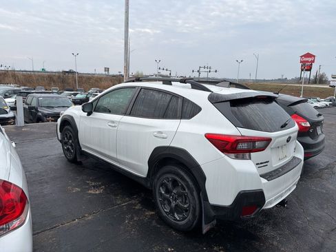 Used 2021 Subaru Crosstrek 2.5i Sport w/ Moonroof Package image 2
