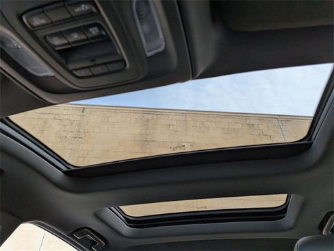 Certified 2023 Cadillac CT5 Luxury w/ Sun And Sound Package image 19