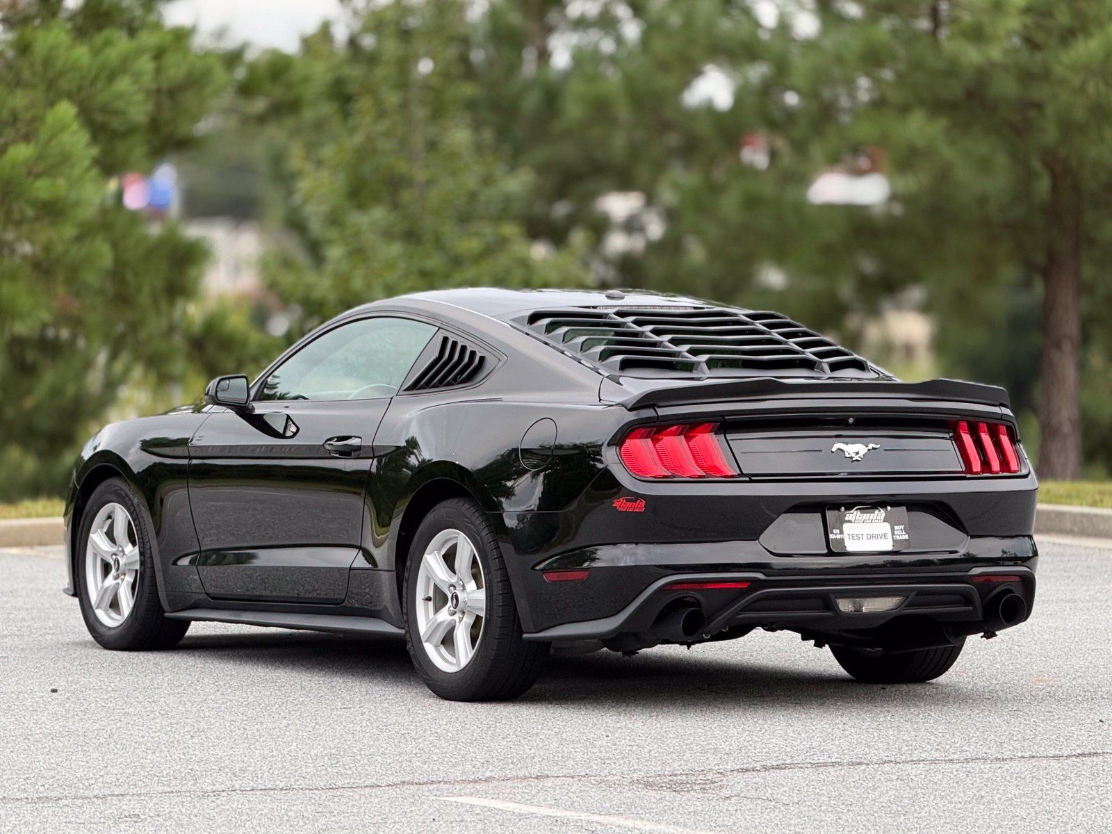 Used 2019 Ford Mustang Coupe RWD image 10
