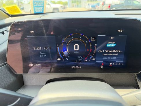 Used 2024 Chevrolet Traverse LT w/ Midnight/Sport Edition FWD image 29