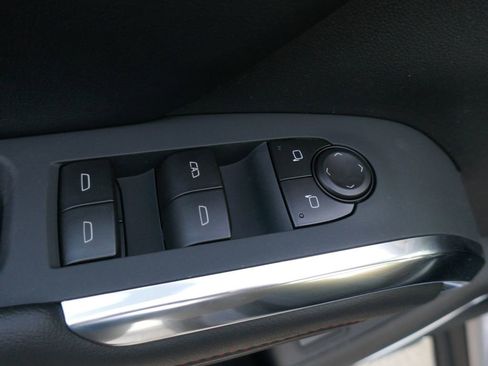 New 2026 Chevrolet Traverse Z71 w/ Enhanced Driving Package AWD/4WD image 19