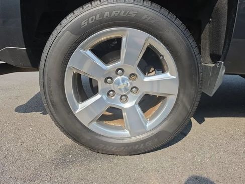 Used 2017 Chevrolet Silverado 1500 LT w/ All Star Edition AWD/4WD image 12