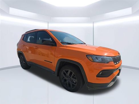Used 2026 Jeep Compass Latitude AWD/4WD image 43