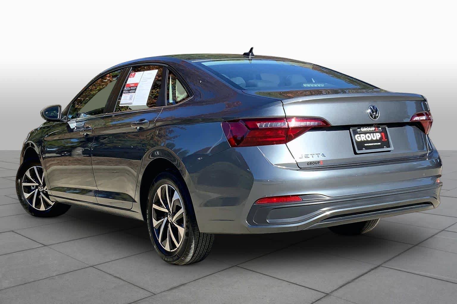 Used 2024 Volkswagen Jetta S FWD image 11