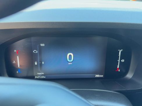 Used 2025 Ford Maverick XL w/ Equipment Group 101A AWD/4WD image 16