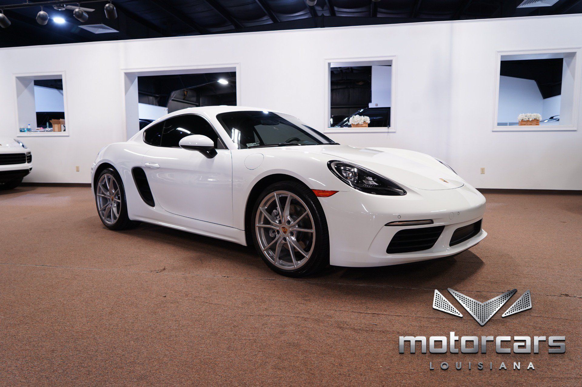 Used 2019 Porsche 718 Cayman RWD image 9