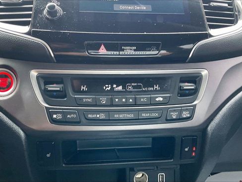 Used 2021 Honda Pilot Special Edition image 32