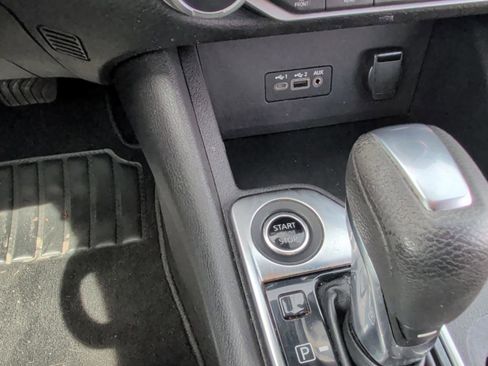 Used 2020 Nissan Sentra SV FWD image 34