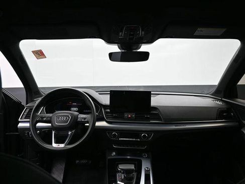 Used 2024 Audi Q5 2.0T Prestige w/ Prestige Package AWD/4WD image 31
