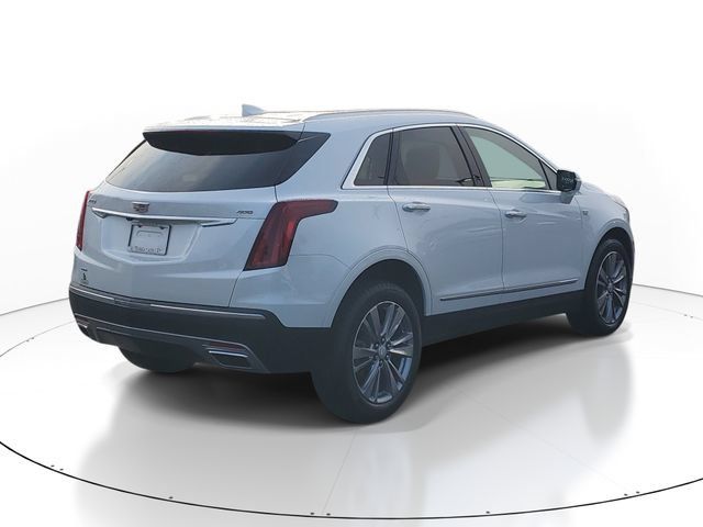 Certified 2024 Cadillac XT5 Premium Luxury w/ LPO, Floor Liner Package AWD/4WD image 4