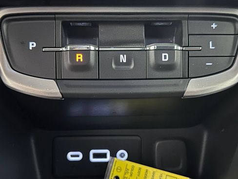 Used 2022 GMC Terrain SLE w/ Driver Convenience Package AWD/4WD image 31