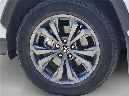 Used 2024 Toyota RAV4 XLE Premium AWD/4WD image 9