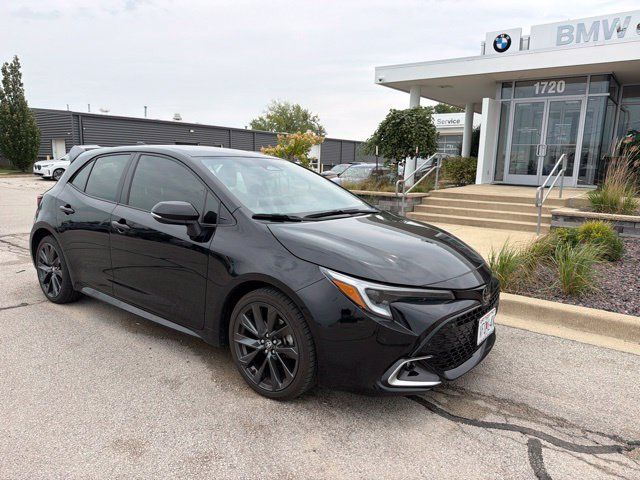 Used 2023 Toyota Corolla XSE FWD image 2