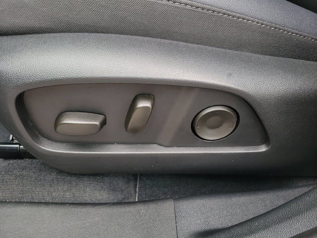 Used 2026 Chevrolet Equinox LT w/ Convenience Package II AWD/4WD image 21