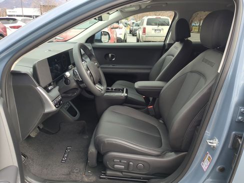 Used 2025 Hyundai Ioniq 5 Limited image 28