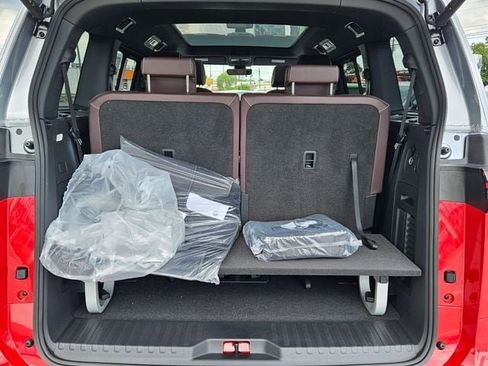 New 2025 Volkswagen ID. Buzz Pro S Plus image 14