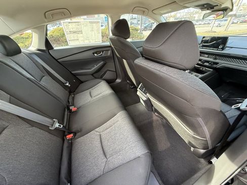 New 2025 Honda Accord LX image 37