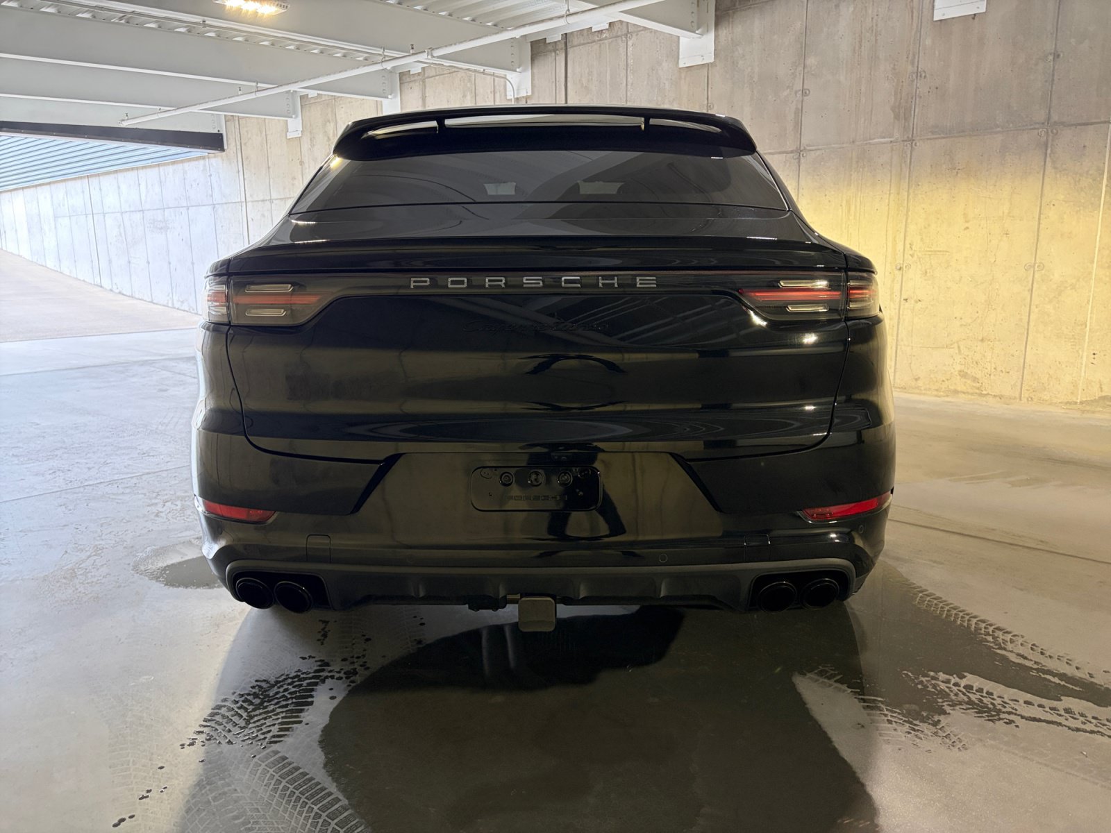 Certified 2023 Porsche Cayenne Turbo AWD/4WD image 7