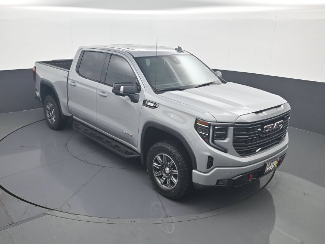 Used 2024 GMC Sierra 1500 AT4 w/ Technology Package AWD/4WD image 15