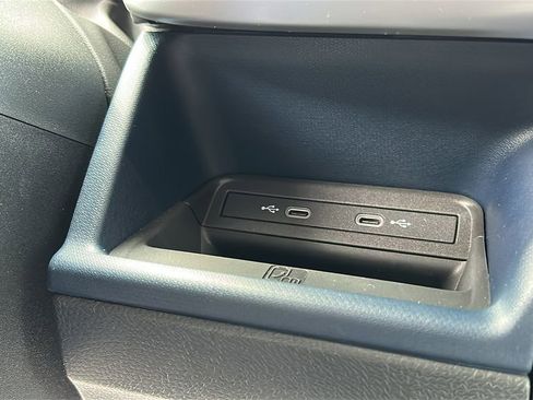 New 2025 Volkswagen ID. Buzz Pro S RWD image 19