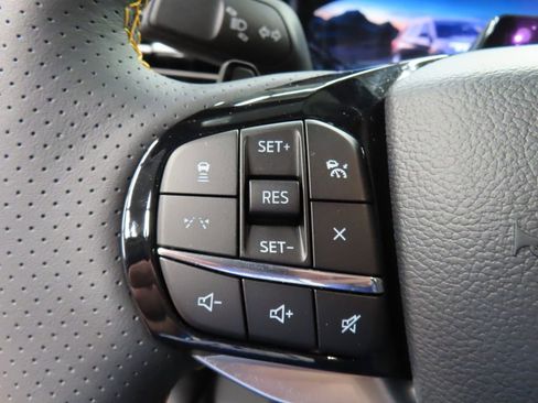 Used 2026 Ford Explorer Tremor w/ Tremor Convenience Package AWD/4WD image 54