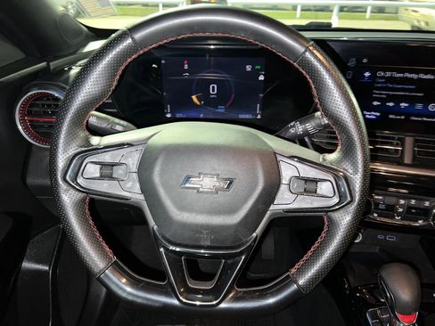 Used 2024 Chevrolet Trax RS w/ Sunroof Package image 19