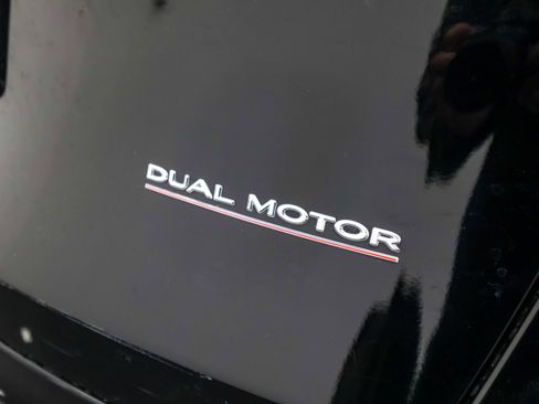 Used 2023 Tesla Model Y Performance image 47