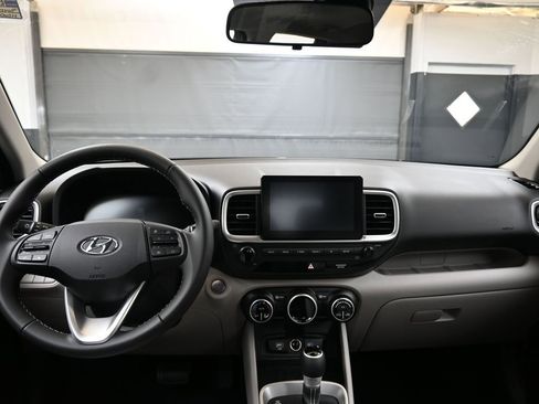 New 2026 Hyundai Venue SEL image 22