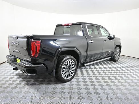 Used 2025 GMC Sierra 1500 Denali Ultimate AWD/4WD image 7