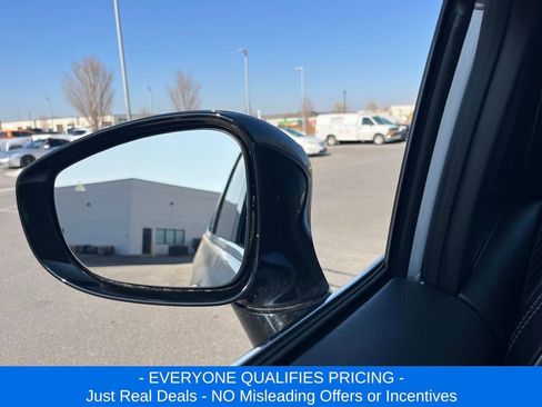 New 2026 Chrysler Pacifica Select image 4