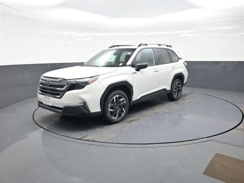 New 2026 Subaru Forester Premium AWD/4WD image 7