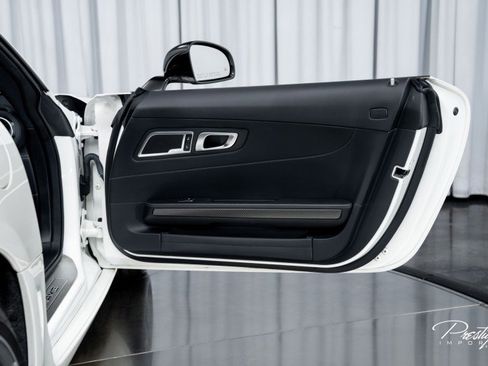 Used 2018 Mercedes-Benz AMG GT Roadster image 42