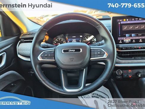 Used 2022 Jeep Compass Latitude image 8