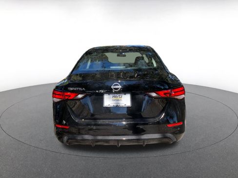 Used 2025 Nissan Sentra S image 6