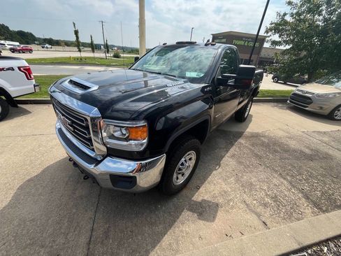 Used 2017 GMC Sierra 3500 4x4 Regular Cab image 13