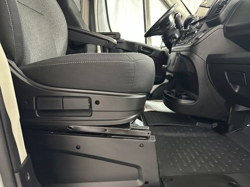 Used 2022 RAM ProMaster 3500 w/ Premium Convenience Group (B) FWD image 46
